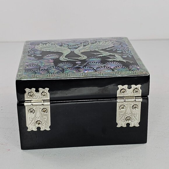 Mother Of Pearl February Mountain Crane Miniature Jewelry Box - Picture 6 of 11